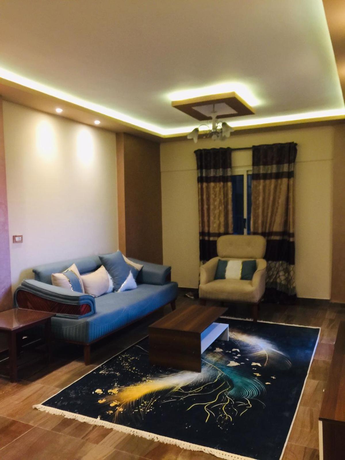 Target Apartment Alexandria